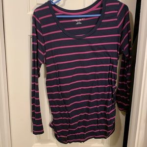 Long sleeve maternity shirt